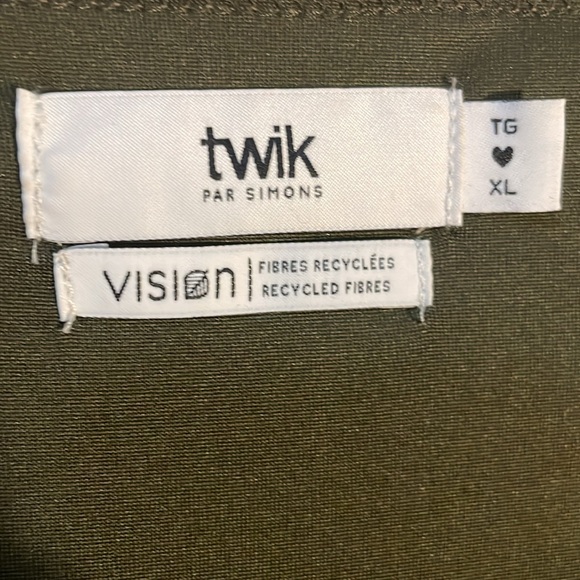 Floral Mesh Top - Picture 4 of 5